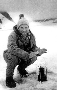 Леонид Хасдан, мастер спорта СССР по горному и лыжному туризму.